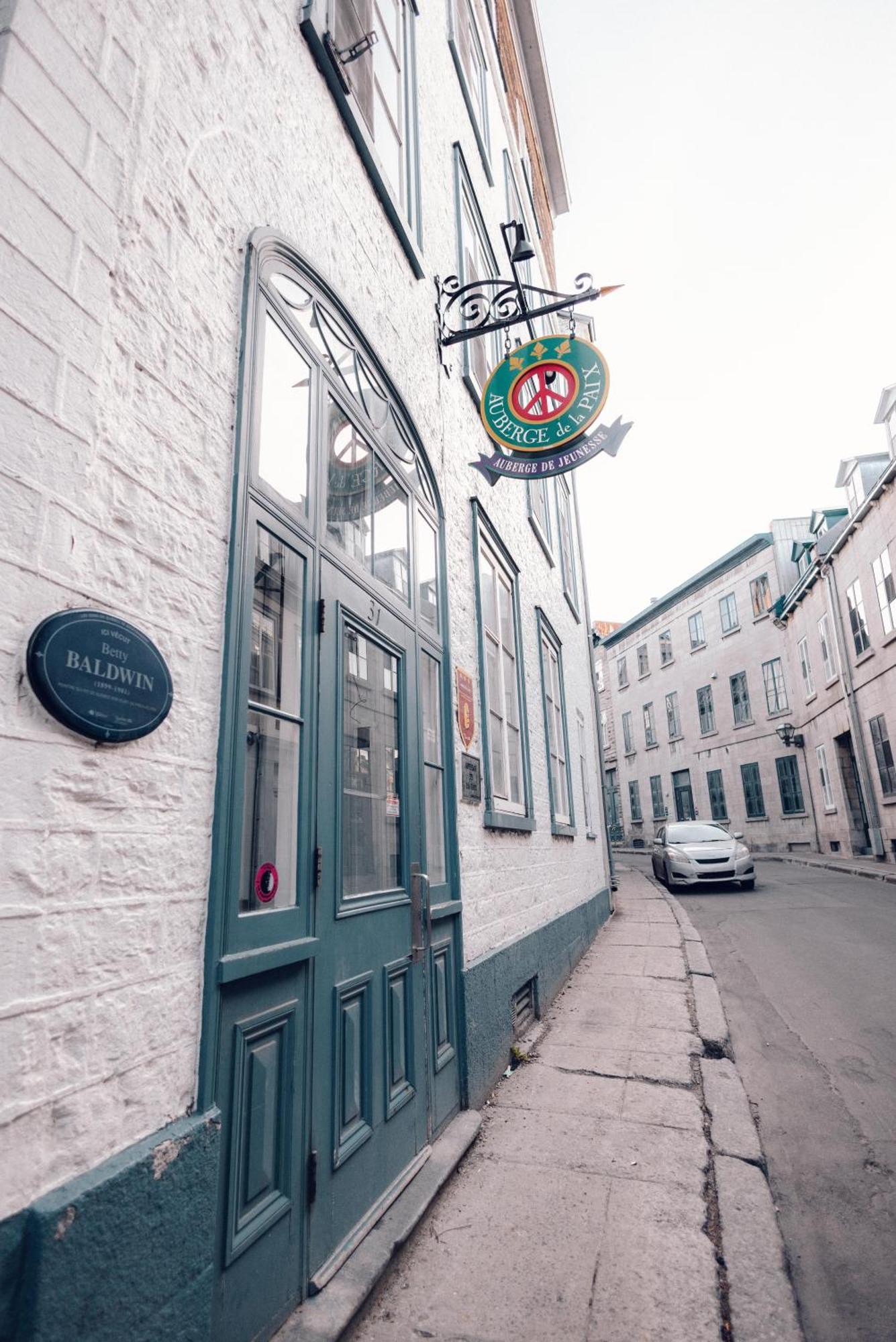 Auberge De La Paix ควิเบกซิตี้ ภายนอก รูปภาพ
