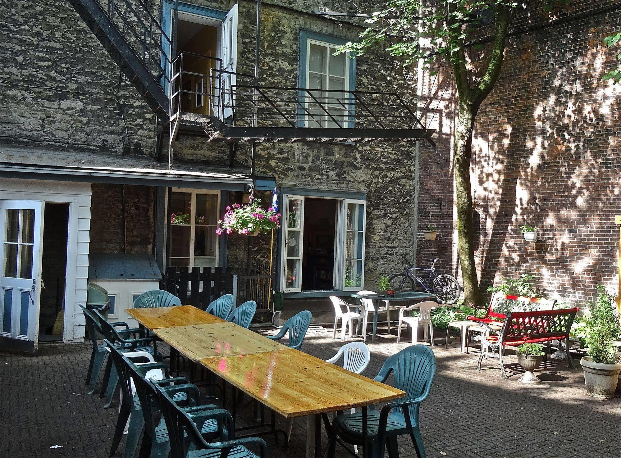 Auberge De La Paix ควิเบกซิตี้ ภายนอก รูปภาพ